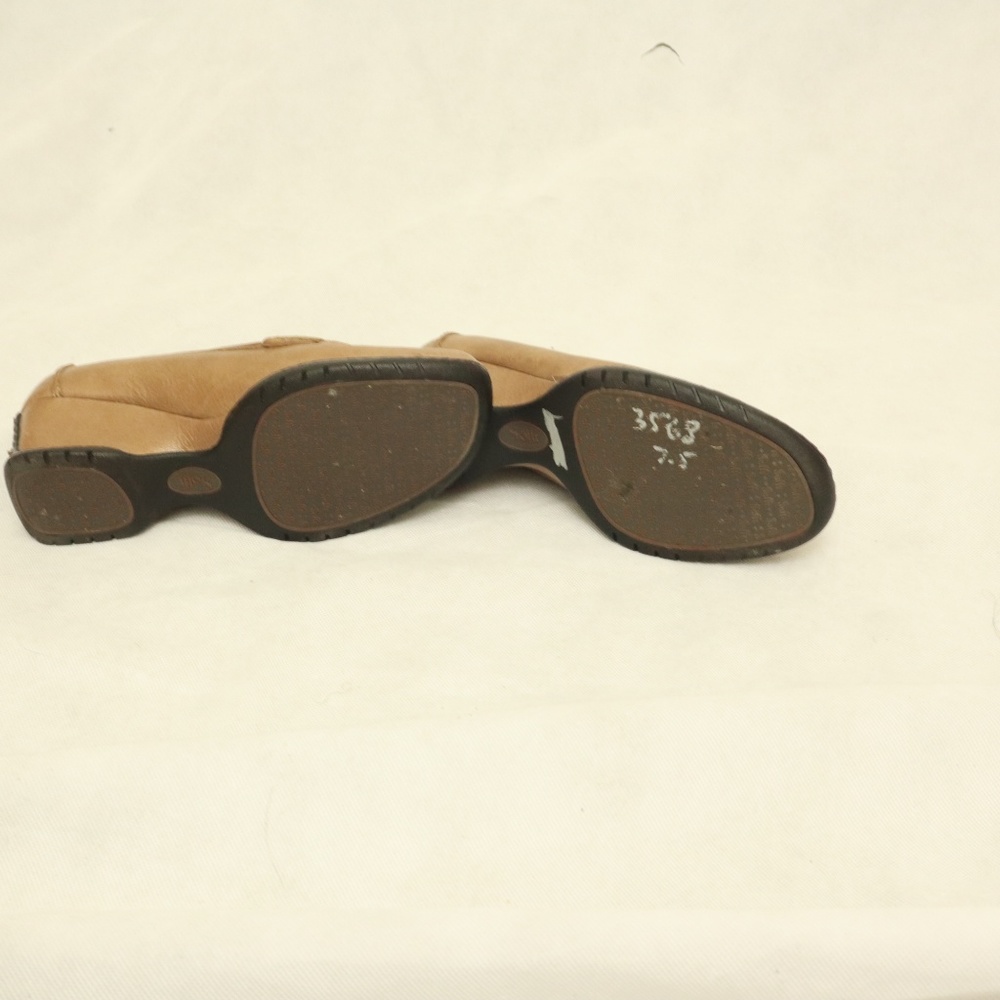 sofft loafer shoes - Picture 6 of 7